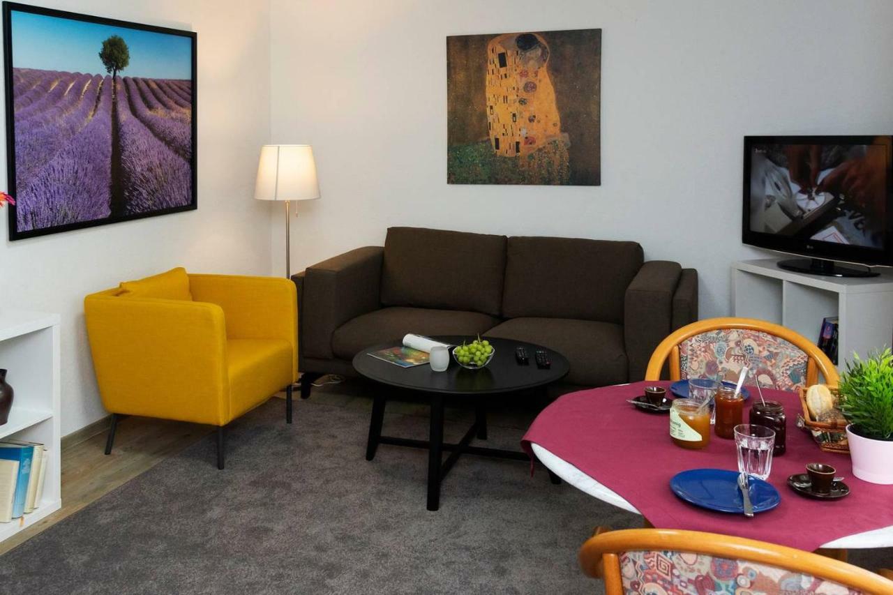 Blumenmeer Appartment Ober-Hambach Buitenkant foto
